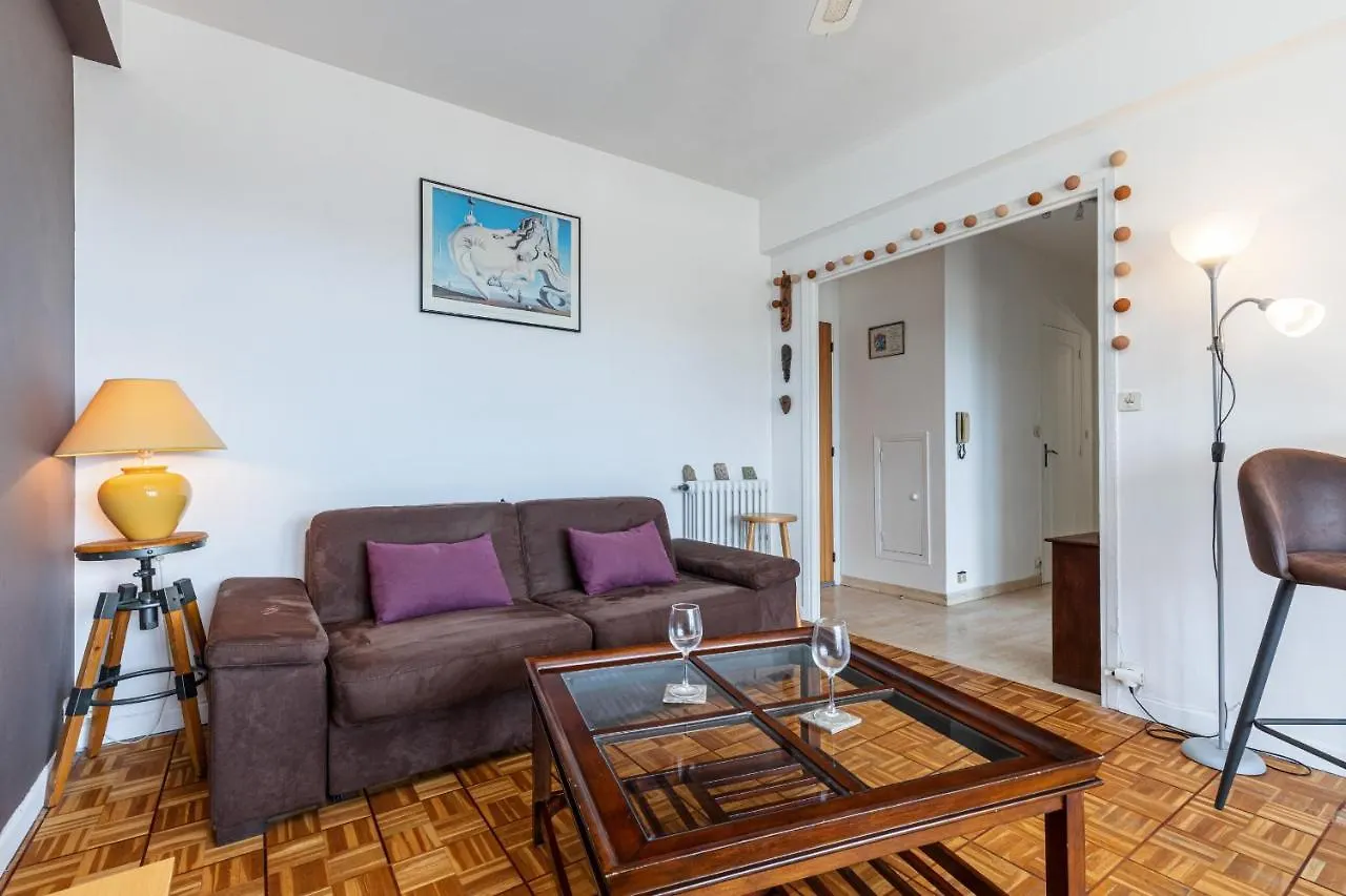 Apartment Open View Studio & Garage Nice