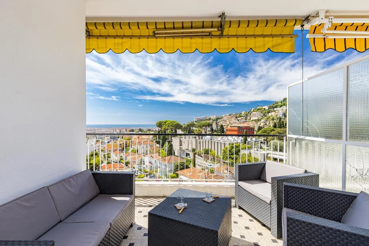 Apartment Open View Studio & Garage Nice